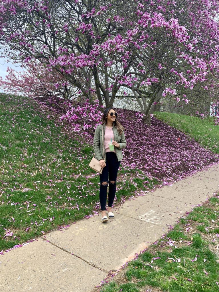 A casual spring outfit featuring items from Loft, Abercrombie, and Tory Burch. Loft Marled Tie Back Sweater in Pressed Petal, Abercrombie Black Skinny Jeans, Tory Burch espadrilles.