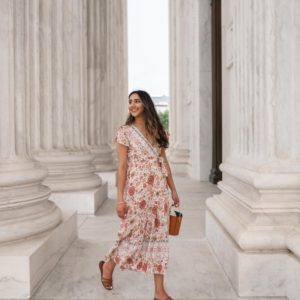 Top US Blogger wearing a printed cotton midi dress from Amazon | cute summer outfits, pinterest outfits 2020, pinterest outfits 2019| bucket bags | forever 21, amazon, sam edelman |